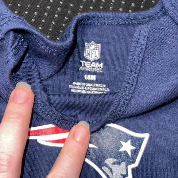 Patriots Onesie - Picture 3 of 3